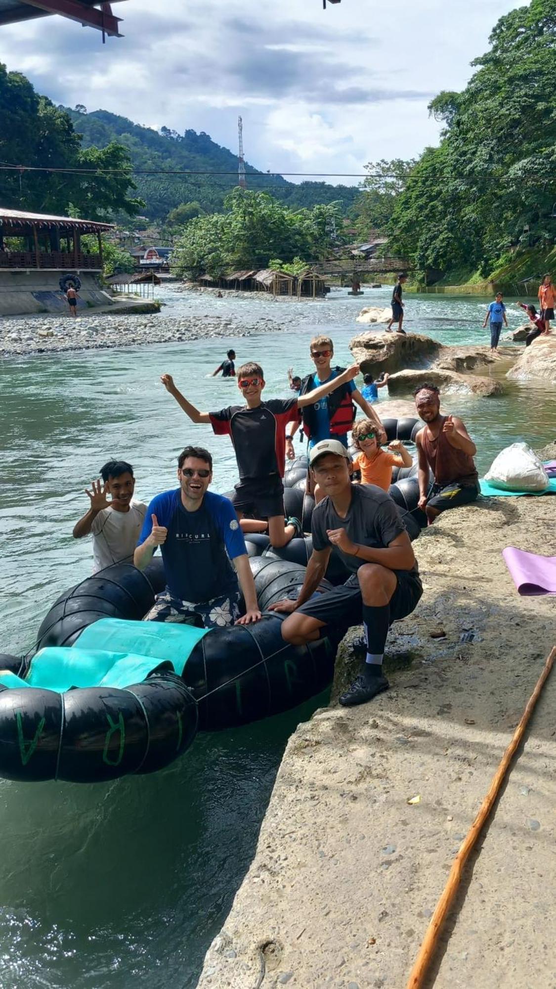 Magpie Homestay & Jungle Trekking Especially For Guest Trekking With Us Bukit Lawang Exterior foto